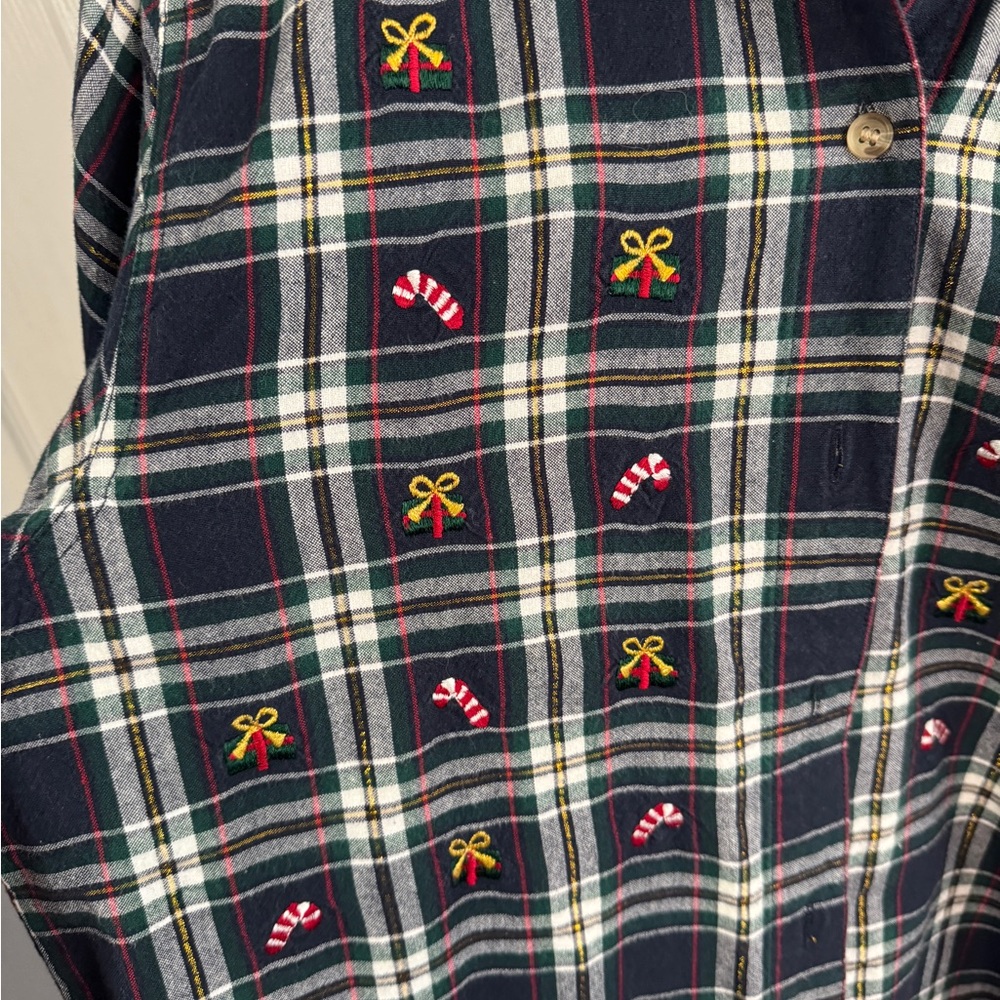Bobbie Brooks plaid long‎ sleeve button up Christmas size medium - Picture 2 of 5